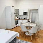 公寓 Stylish 2br With Stunning View Of National Muzeum *