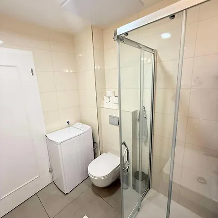 Stylish 2br With Stunning View Of National Muzeum * براغ
